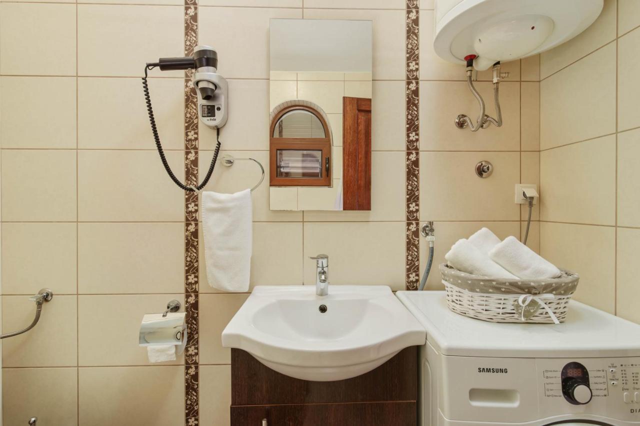 קוטור Apartments Djuranovic מראה חיצוני תמונה