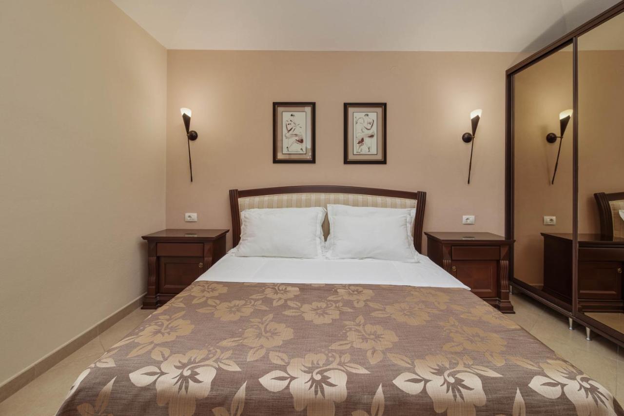 קוטור Apartments Djuranovic מראה חיצוני תמונה
