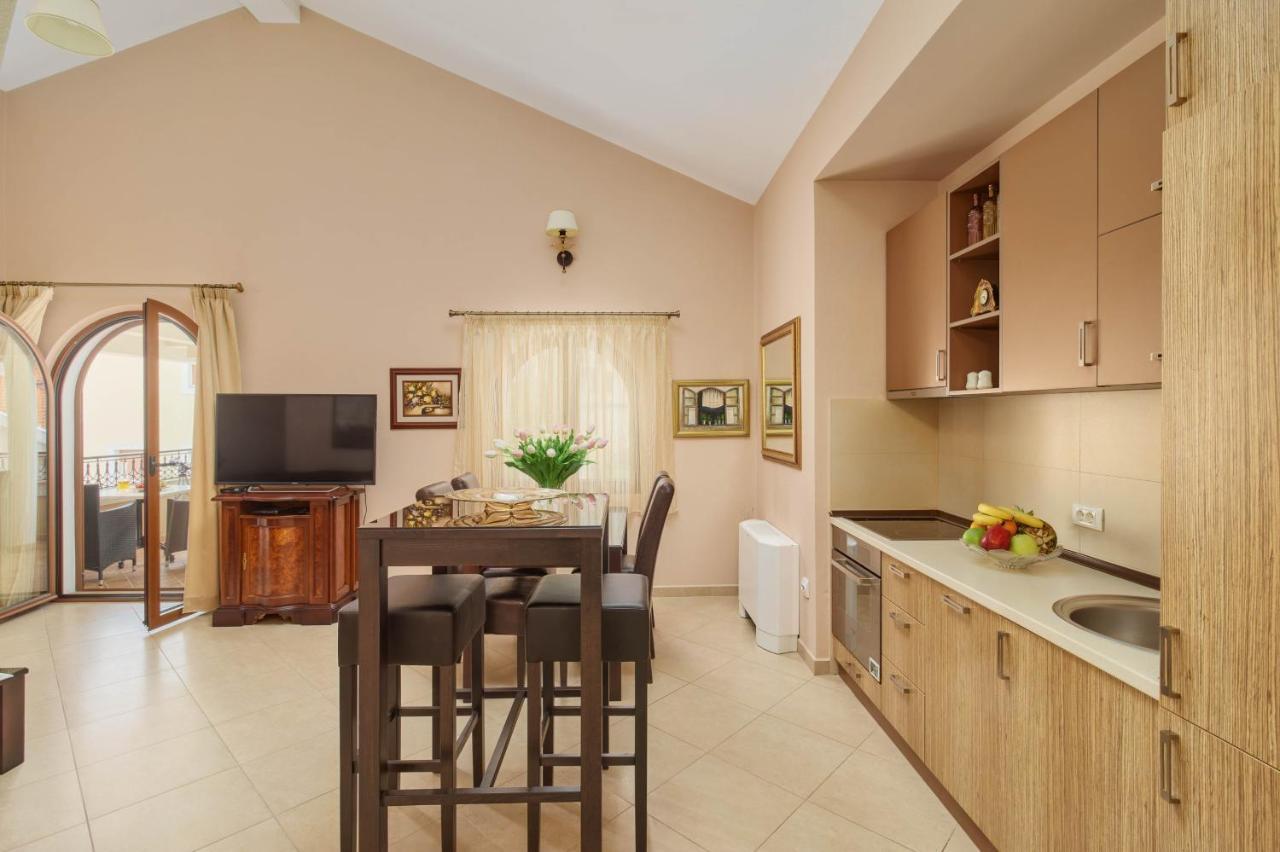 קוטור Apartments Djuranovic מראה חיצוני תמונה