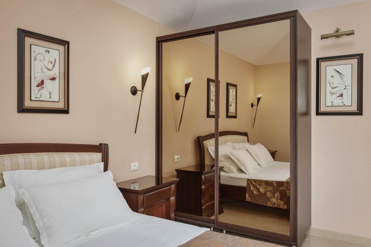 קוטור Apartments Djuranovic מראה חיצוני תמונה